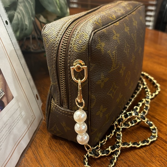 Louis Vuitton, authentic monogram PVC Trousse Toilette 28 brown COA - Picture 4 of 15